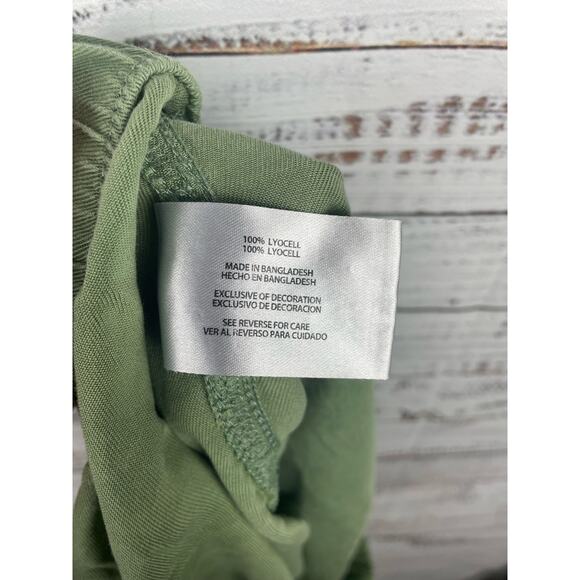 GAP Green Lyocell Drawstring Shorts Large Soft 3” Pockets Summer Beach Neutral - Picture 4 of 8